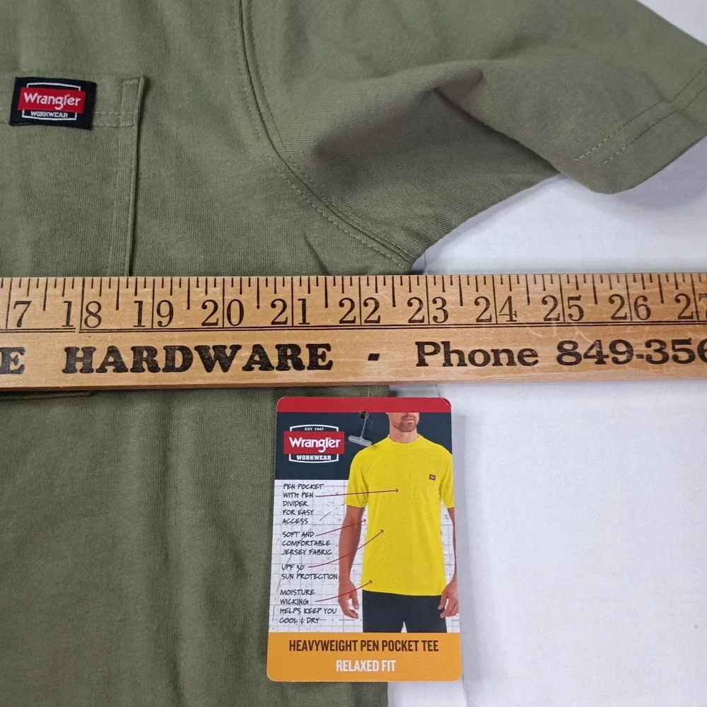 Wrangler Workwear‎ Men's SS Heavyweight Pocket Tee Size L (42-44) Green Relaxed
